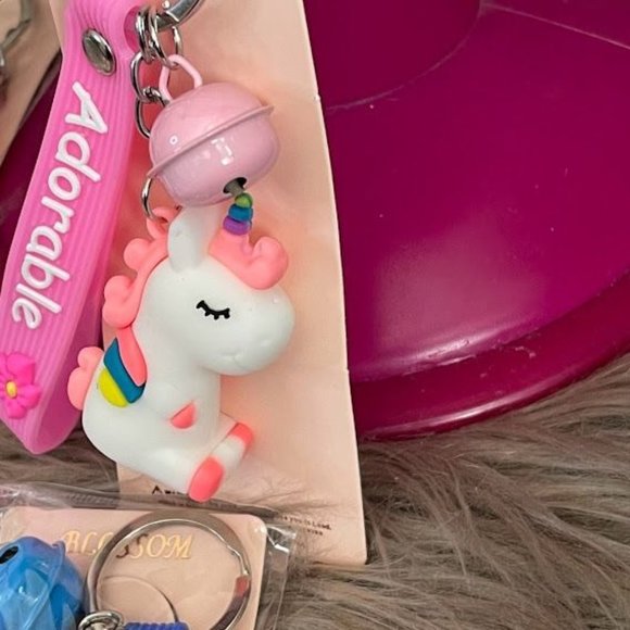 Unicorn Keychain Set - Picture 3 of 3